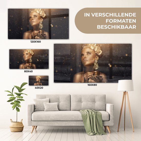 MuchoWow® Glasschilderij 160x80 cm - Schilderij acrylglas - Vrouw met gouden lichaamsverf - Foto op glas - Schilderijen