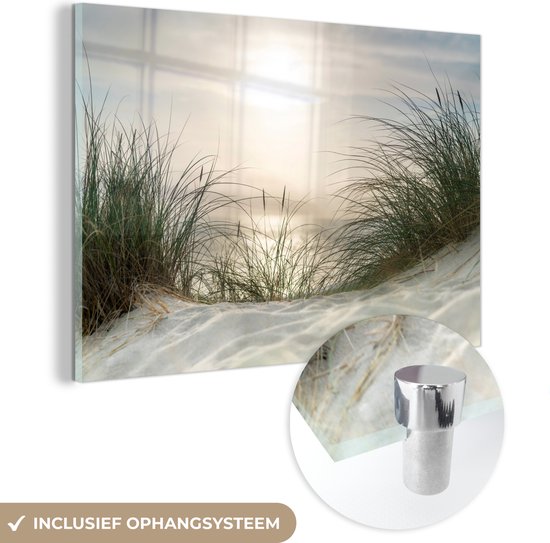 MuchoWow® Glasschilderij 120x80 cm - Schilderij acrylglas - Zand - Gras - Zon - Foto op glas - Schilderijen