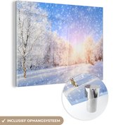 MuchoWow® Glasschilderij 80x60 cm - Schilderij acrylglas - Sneeuw - Zon - Winter - Foto op glas - Schilderijen
