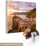 MuchoWow® Glasschilderij 20x20 cm - Schilderij acrylglas - Zonsondergang in Cinque Terre - Foto op glas - Schilderijen
