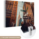 MuchoWow® Glasschilderij 90x60 cm - Schilderij acrylglas - Binnenstad New York - Foto op glas - Schilderijen