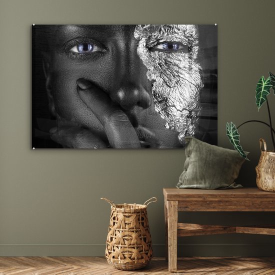 Peinture sur verre - Femme noire aux yeux bleus et accents argentés - 90x60 cm - Peintures sur Verre Peintures - Photo sur Glas