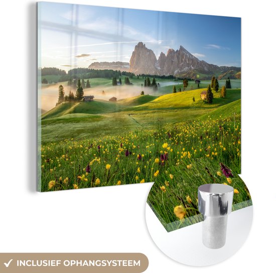 MuchoWow® Glasschilderij 120x80 cm - Schilderij acrylglas - Natuur aan de bergweide - Foto op glas - Schilderijen