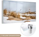 MuchoWow® Glasschilderij 160x80 cm - Schilderij acrylglas - Duinen in de sneeuw - Foto op glas - Schilderijen