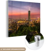 MuchoWow® Glasschilderij 90x90 cm - Schilderij acrylglas - Panoramisch uitzicht op de Taipei 101 in het Aziatische Taiwan - Foto op glas - Schilderijen