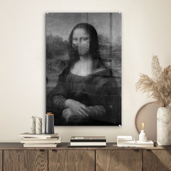 MuchoWow® Peinture sur Verre - Mona Lisa avec un masque bleu foncé - peinture de Leonardo de Vinci - noir et blanc - 40x60 cm - Peintures sur Verre Acrylique - Photo sur Glas