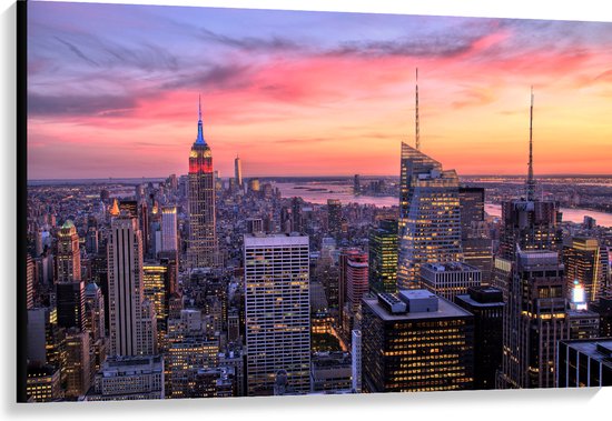 WallClassics - Canvas - Uitzicht over de Stad New York bij Zonsopkomst - 120x80 cm Foto op Canvas Schilderij (Wanddecoratie op Canvas)