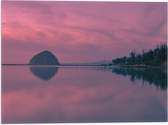 Vlag - Roze Wolken boven het Stille Water - 40x30 cm Foto op Polyester Vlag