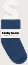 Sticky socks - babysokjes die niet afzakken -0-3 M - Navy - 100% biologisch katoen - antislipzone - Nederlands design