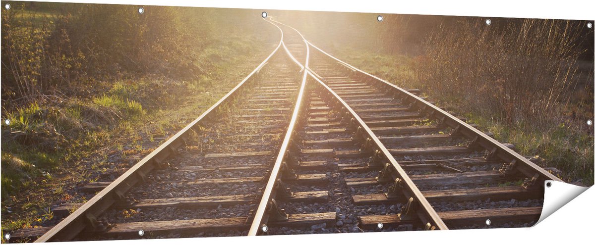 Gards Tuinposter Twee Kruisende Rails Spoorwegen - 210x70 cm - Tuindoek - Tuindecoratie - Wanddecoratie buiten - Tuinschilderij Multikleur