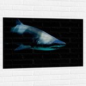 Muursticker - Gevaarlijke Haai Zwemmend door Donkere Zee - 105x70 cm Foto op Muursticker
