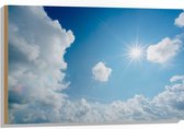 Hout - Felle Zon door Sluierbewolking - 90x60 cm - 9 mm dik - Foto op Hout (Met Ophangsysteem)