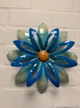 Metalen bloem wanddecoratie -Blauw tinten - Dia 33 cm - Voor binnen en buiten - Wanddecoratie