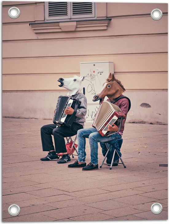 Tuinposter – Twee Personen met Paarden Maskers Spelend op Accordeon - 30x40 cm Foto op Tuinposter (wanddecoratie voor buiten en binnen)