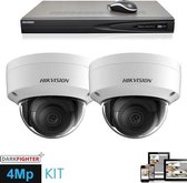 L' ensemble de surveillance par caméra Hikvision IP 2x dome 4 mégapixels contient 2 caméras IP