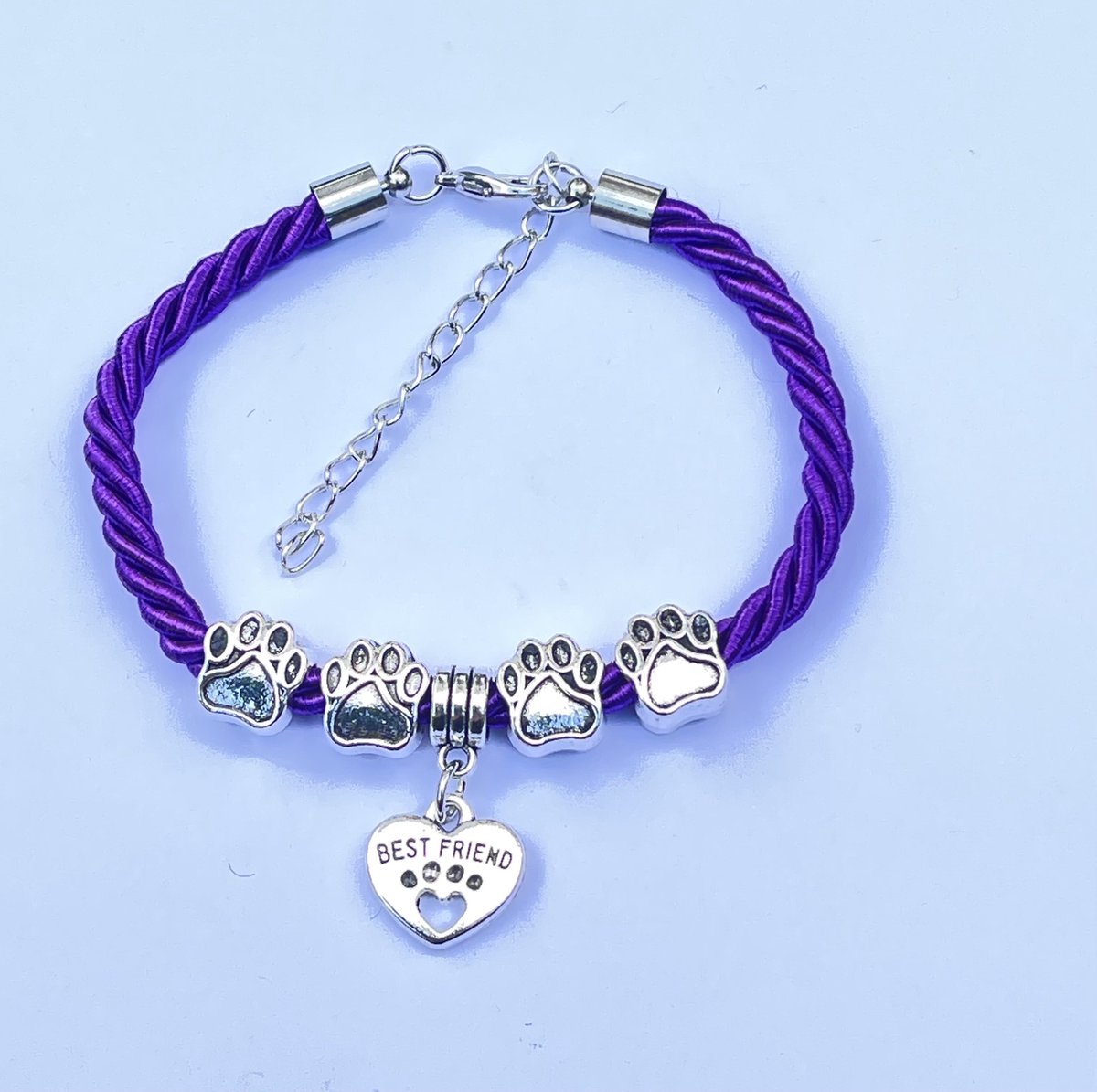 GoedeDoelen.Shop | Hippe armband Best Friend Dog paars | Satijnen Koordarmband | Polsmaat 17 CM | Armband Met Hondenpootjes | Unisex Armband | Vriendschapsarmband | Paws | Rescue Paws | Statement Armband | Cadeau | Wellness-House