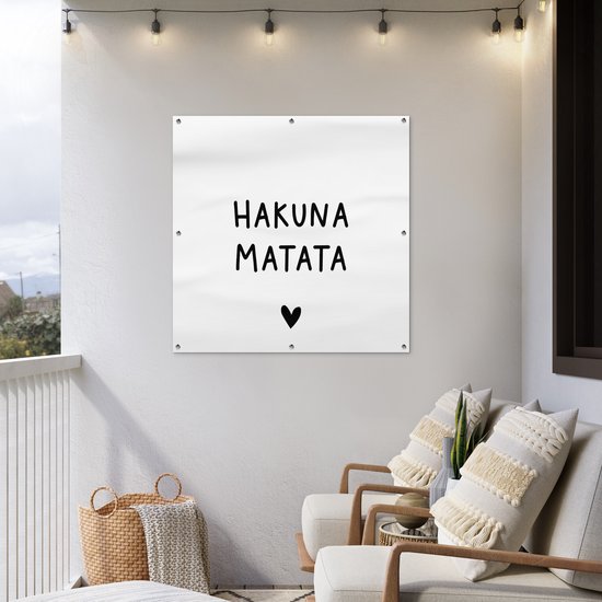 Nappe de jardin Citation hollandaise : 'Hakuna Matata' avec coeur noir sur fond blanc - 100x100 cm