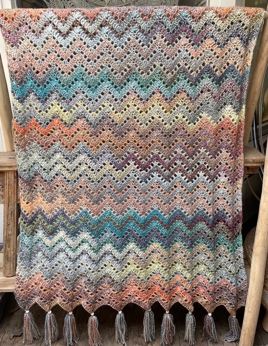 Dessus De Lit Patchwork Fait Main - Rouge, Blanc Et Bleu Scrappy - 40x40 Cm - À Finir