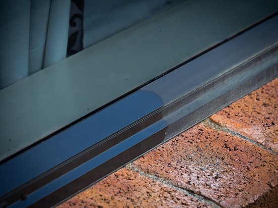 AluGlans - Aluminium profiel reiniger - 1 liter - Onderhoud - Kleurhersteller