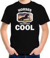 Dieren paarden t-shirt zwart kinderen - horses are serious cool shirt  jongens/ meisjes - cadeau shirt zwart paard/ paarden liefhebber XL (158-164)