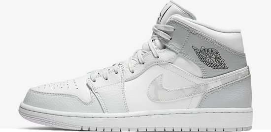 white jordan mid 1