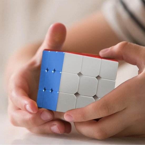Afbeelding van het spel MikaMax Speed Cube Pro - Kubus - Breinbreker - Speed Cube -  3 x 3 x 3 - 5,5 cm