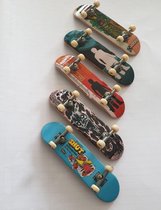 Mini-Skateboards Uitdeelcadeautjes - 10 Skateboards - 9,5 x 1 cm - Hout
