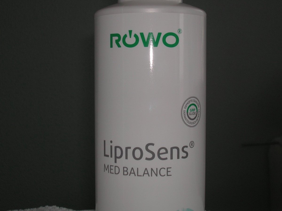 Goedkoopste Röwo LiproSens Massageolie Med Balance Sensitiv MET Doseerpomp 1000ml