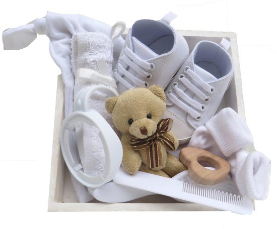 Kraam baby cadeau geboorte zoon dochter meisje jongen 9delig kraamcadeau  met baby sneakers | bol.com