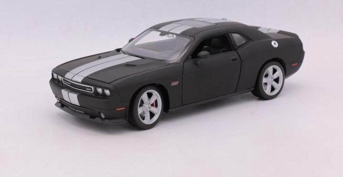 Dodge Challenger SRT 2012 Matt Black