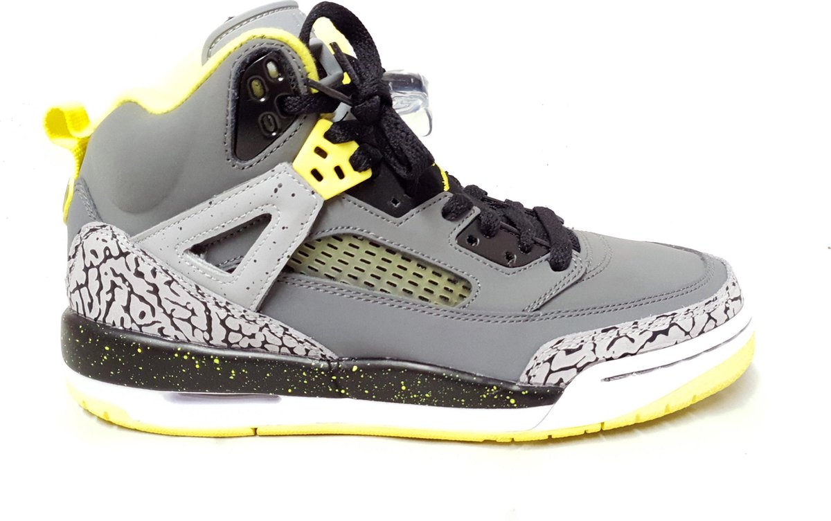 grey jordan spizike