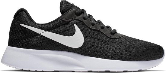 Nike Tanjun Heren Sneakers - Black/White - Maat 44.5 | bol.com