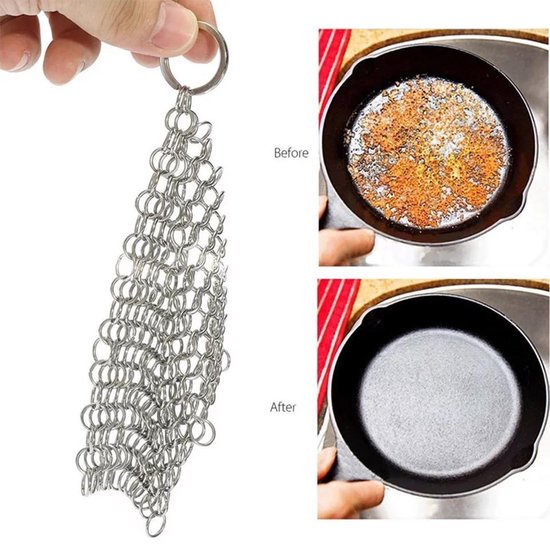 Hand die een zilverkleurige
metalen schuurspons vasthoudt.
Naast een vergelijking voor en na.