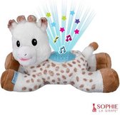 Sophie de giraf Lullaby Light & Dreams knuffel - Sterrenprojector - Muziekfunctie met 15 melodieën - Met volumeregeling - Automatische uitschakeling - Inclusief batterijen - 32x17x20 cm