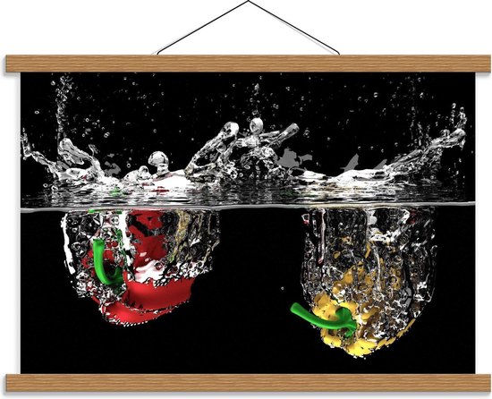 Schoolplaat – Paprika's in het Water  - 60x40cm Foto op Textielposter (Wanddecoratie op Schoolplaat)