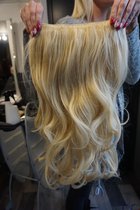 Loose wave 1 Baan 5 Clips in Synthetisch Hair Extensions kleur:22 blond  55cm Clip In extensions