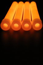 25 stuks Glow Sticks 6" inch Breeklichtjes BREAKLIGHT, oranje  MagieQ  Glowsticks