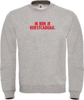 Kerst sweater grijs Ik ben je kerstcadeau - soBAD. | Kersttrui soBAD. | kerstsweaters volwassenen | kerst hoodie volwassenen | Kerst outfit | Foute kerst truien