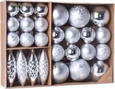 Kerstballen/ornamenten pakket 31x zilveren kunststof kerstballen mix - Kerstboomversiering/kerstversiering