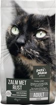 Pets Place Plus Cat Adult Indoor - Nourriture pour chats - Saumon - 4 kg