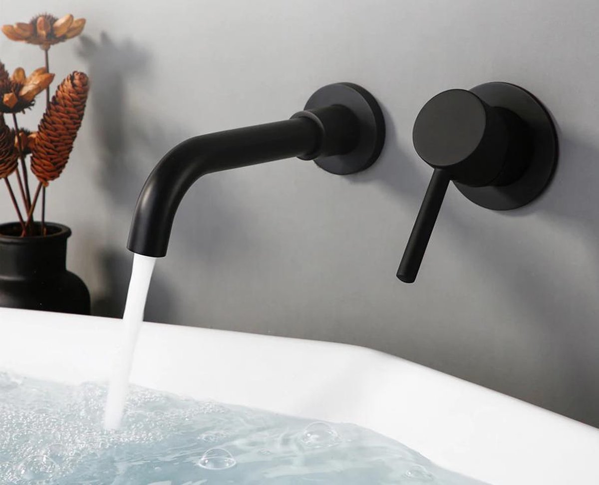 Wandkraan - geschikt voor toilet -mat zwart -15 cm