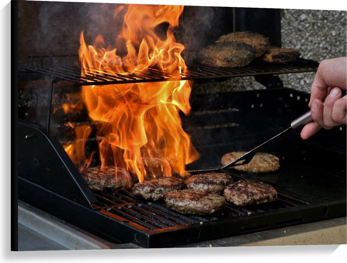 Canvas - Burgers en Vuur op de Barbecue - 100x75cm Foto op Canvas Schilderij (Wanddecoratie op Canvas)