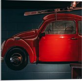 Acrylglas - Muurschildering van Rode Auto - 50x50cm Foto op Acrylglas (Wanddecoratie op Acrylglas)