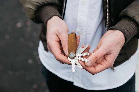 Porte-clés en cuir Orbitkey 2.0 Crazy Horse Chestnut Brown