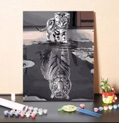 Painting Expert® Schilderen op nummer Volwassenen – Schilderen op nummer Kinderen - Tijgers Spiegelbeeld - 60x75cm - Exclusief Lijst (36 kleurtjes)