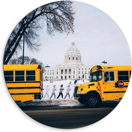 Dibond Wandcirkel - Gele Schoolbussen bij Paleis - Foto op Aluminium Wandcirkel (met ophangsysteem)