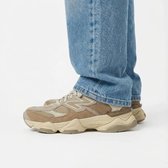 New Balance 9060 - GS - Chantier naval Mushroom - Taille EU 39