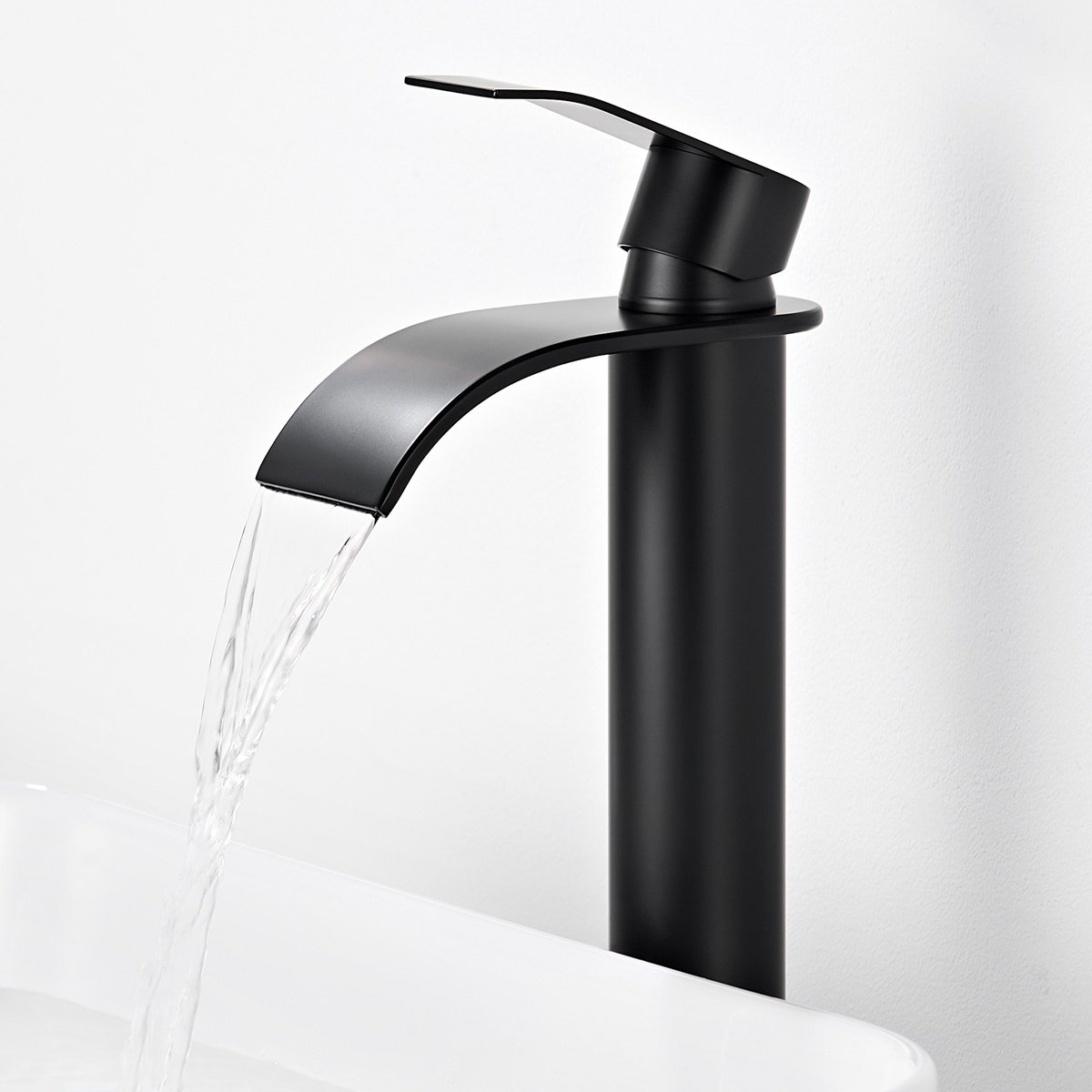 Auralum max Wastafelkraan Zwart - Hoge Uitloop Watervalkraan - Waterbesparend - Badkamerkraan Mengkraan - Warm en Koud - Mat zwart