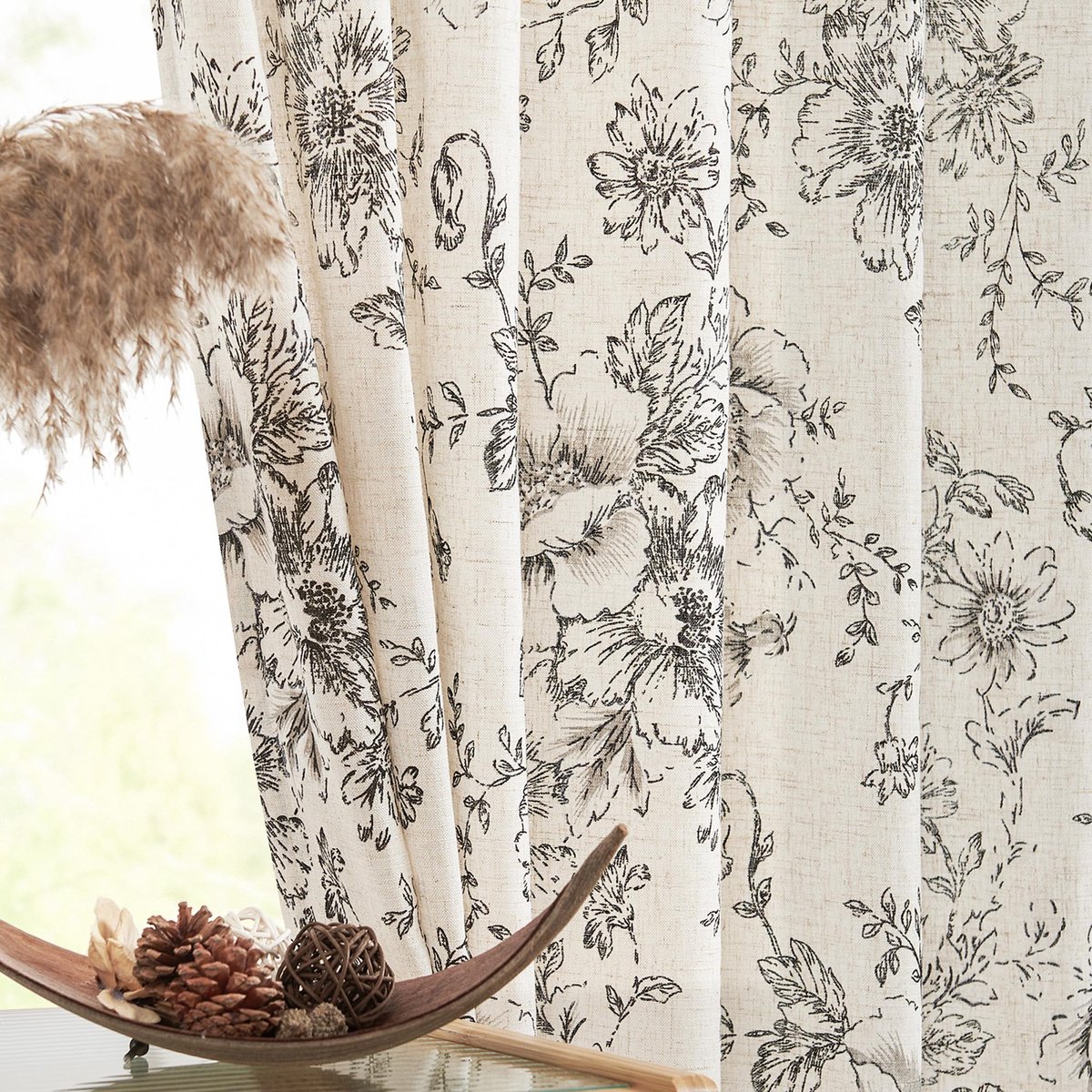 Ibenzoa Elegant semi-transparante gordijnen met bloemenpatroon voor landelijke inrichting Flowers | Black on Beige
