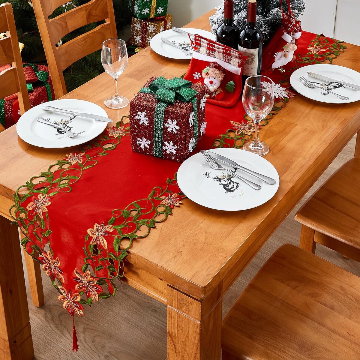 Kerst geborduurde tafelloper 15 x 87 inch groene bladeren polyester voor woondecoratie